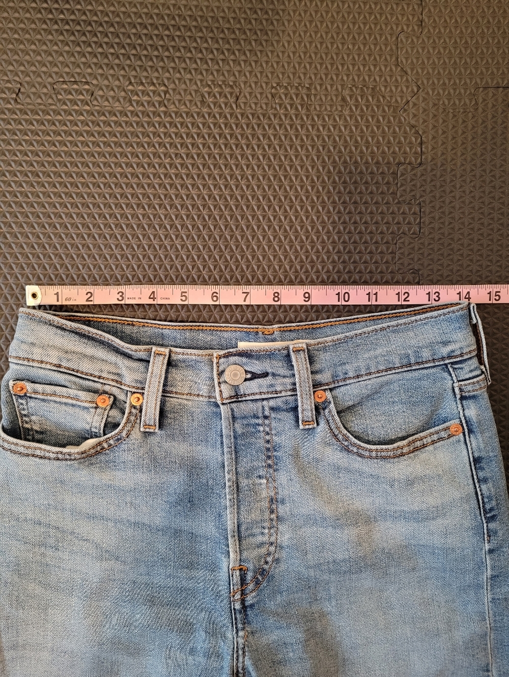 Levi's Light Blue Straight Leg Jeans - Picture 3 of 8